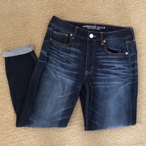 NWOT American Eagle Boyfriend Jeans Size 29